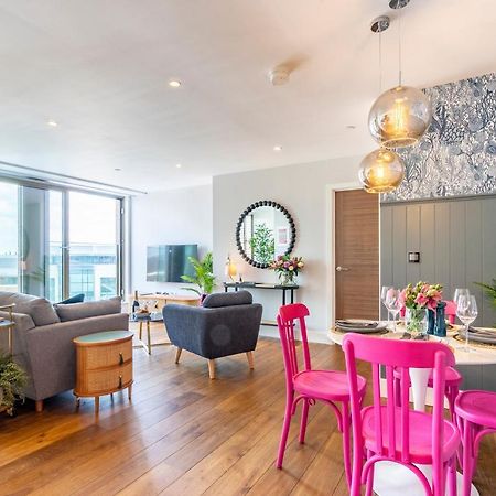 Out Of Office @ Ryedale House Apartment York Exterior foto