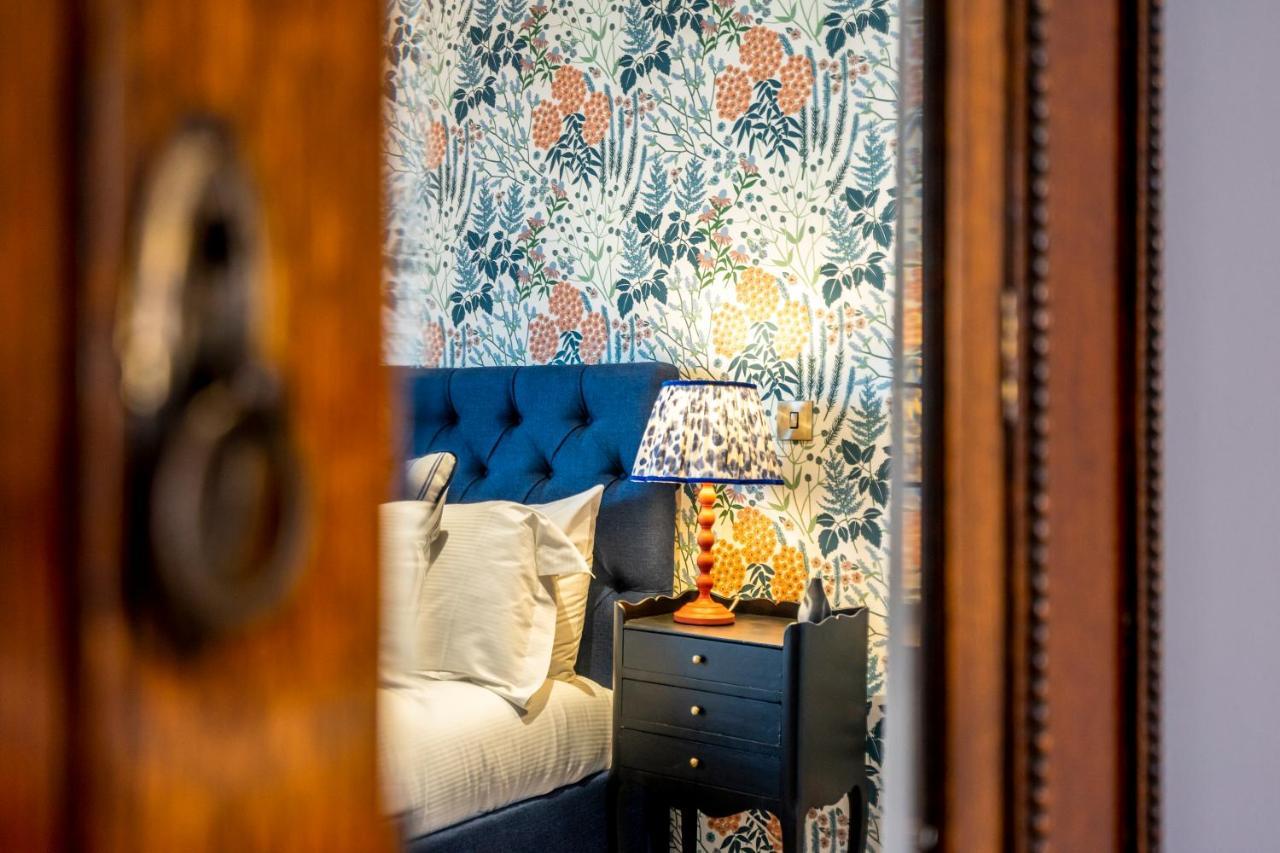 Out Of Office @ Ryedale House Apartment York Exterior foto